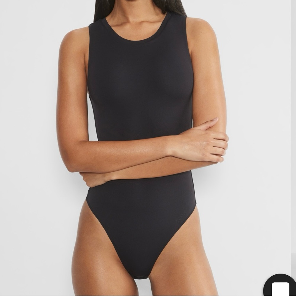 7 Large bodysuits: Aritzia, Zara, American Apparel and Amazon
